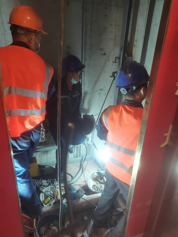 無(wú)機(jī)房電梯上下吵死了咋處理？